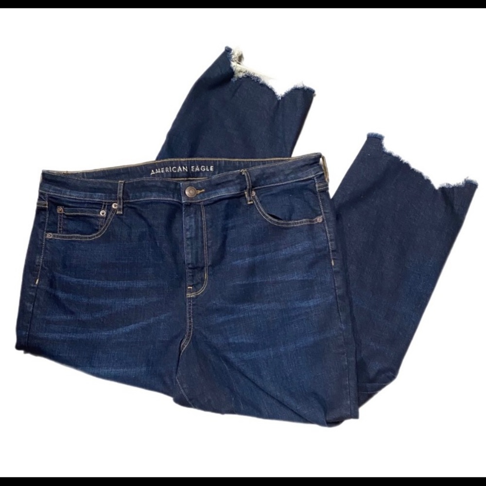 AEO High Rise Crop Flare Distressed Size 20 Blue